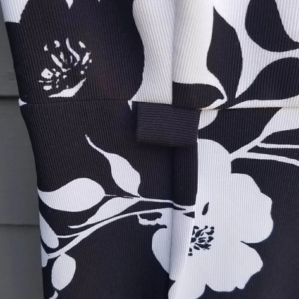 Connected Black White Floral Belted Dress size 10 - Picture 11 of 12